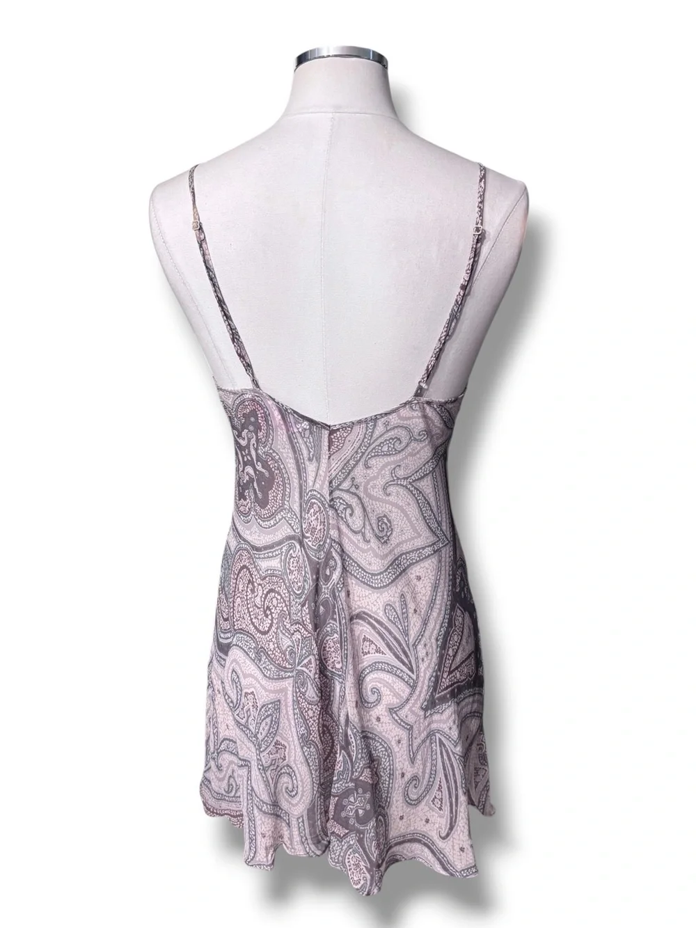 VICTORIA’S SECRET Pink & Grey Paisley Slip Mini Dress Size Medium VINTAGE Y2K